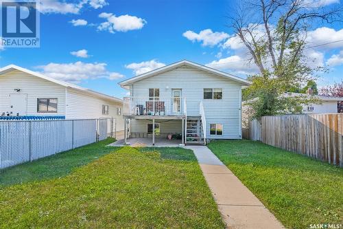 1505 Kilburn Avenue, Saskatoon, SK - Outdoor With Deck Patio Veranda