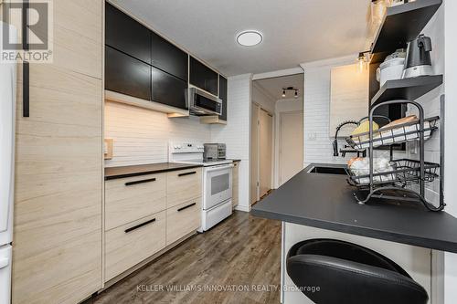 3 - 30 Flamingo Drive, Woolwich, ON - Indoor Photo Showing Kitchen