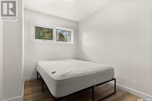 2433 Mcdonald Street, Regina, SK - Indoor Photo Showing Bedroom