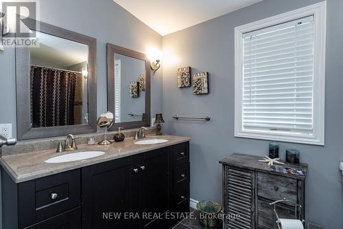 79 Portage Road, Kawartha Lakes, ON - Indoor Photo Showing Bathroom