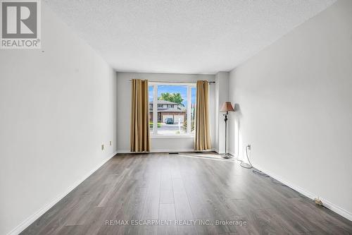 65 Highland Boulevard, Haldimand, ON - Indoor Photo Showing Other Room