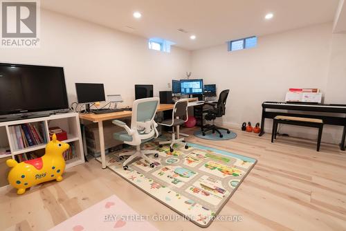 28 Tara Crescent, Markham, ON - Indoor Photo Showing Office