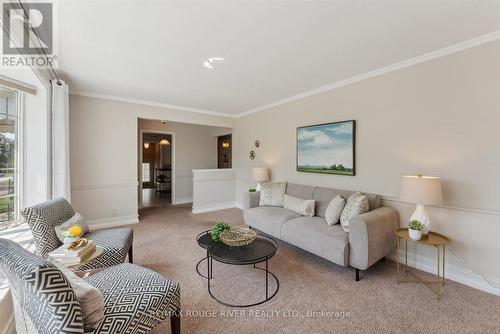 722 Gaspe Avenue, Oshawa (Lakeview), ON - Indoor Photo Showing Living Room