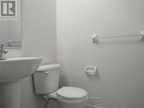 36 Vickery Street, Whitby, ON - Indoor Photo Showing Bathroom