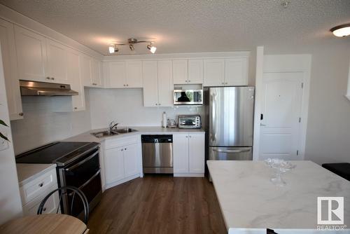 #418 5340 199 St Nw, Edmonton, AB - Indoor Photo Showing Kitchen With Double Sink