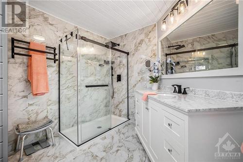 3396 Calabogie Road, Burnstown, ON - Indoor Photo Showing Bathroom