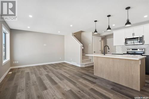 274 Fortosky Crescent, Saskatoon, SK - Indoor Photo Showing Kitchen With Upgraded Kitchen