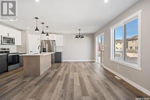 274 Fortosky Crescent, Saskatoon, SK - Indoor Photo Showing Kitchen With Stainless Steel Kitchen With Upgraded Kitchen