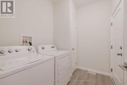 132 Cortland Terrace, St. Thomas, ON - Indoor Photo Showing Laundry Room