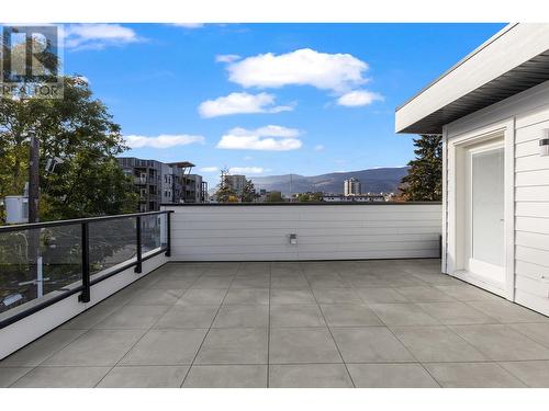 751 Fuller Avenue Unit# 2, Kelowna, BC - Outdoor With Exterior