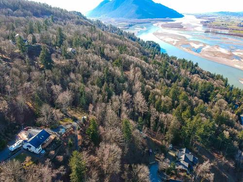 43207 Salmonberry Drive, Chilliwack, BC 