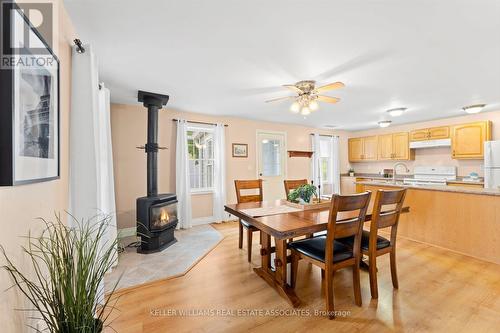 19 Badenoch Street, Puslinch, ON - Indoor Photo Showing Dining Room