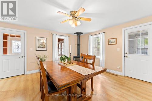 19 Badenoch Street, Puslinch, ON - Indoor Photo Showing Dining Room