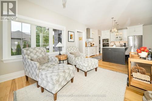 523 Blue Lake Road, Brant, ON - Indoor Photo Showing Living Room