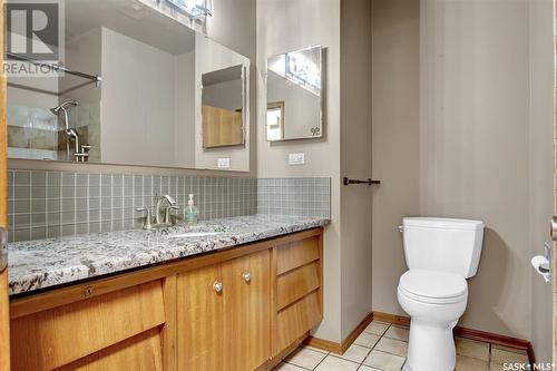 161 Mcmurchy Avenue, Regina, SK - Indoor Photo Showing Bathroom