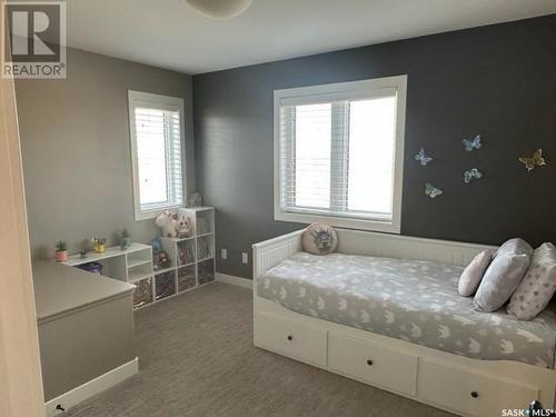 345 Bassett Road, Martensville, SK - Indoor Photo Showing Bedroom