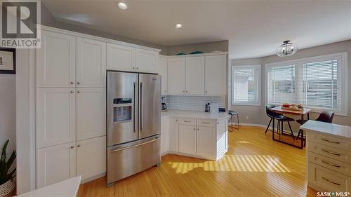 3360 Windsor Park Crescent, Regina, SK - Indoor Photo Showing Kitchen