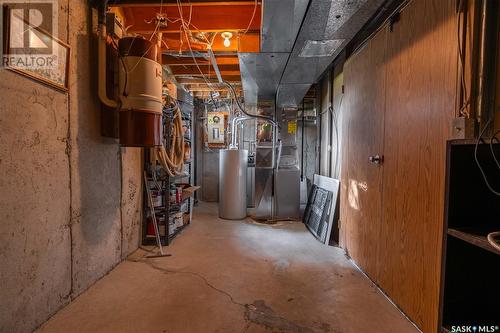 5823 Keffner Bay, Regina, SK - Indoor Photo Showing Basement