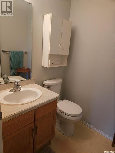 250 Mount Royal Place, Regina, SK - Indoor Photo Showing Bathroom