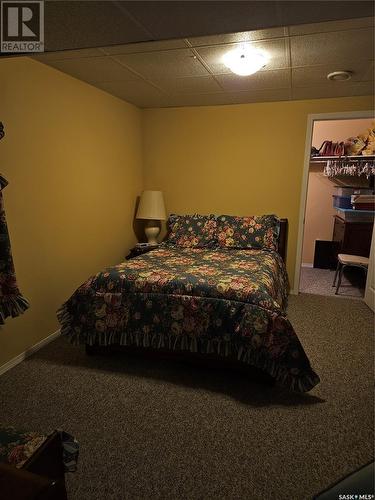 250 Mount Royal Place, Regina, SK - Indoor Photo Showing Bedroom