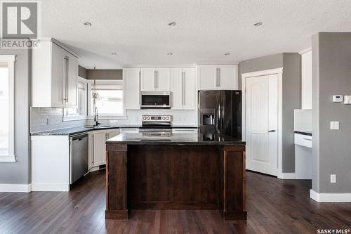 134 Herauf Street, Balgonie, SK - Indoor Photo Showing Kitchen