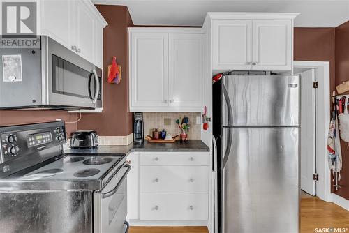 2229 Winnipeg Street, Regina, SK - Indoor Photo Showing Kitchen