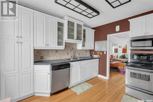 2229 Winnipeg Street, Regina, SK - Indoor Photo Showing Kitchen With Double Sink