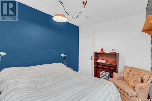 2229 Winnipeg Street, Regina, SK - Indoor Photo Showing Bedroom