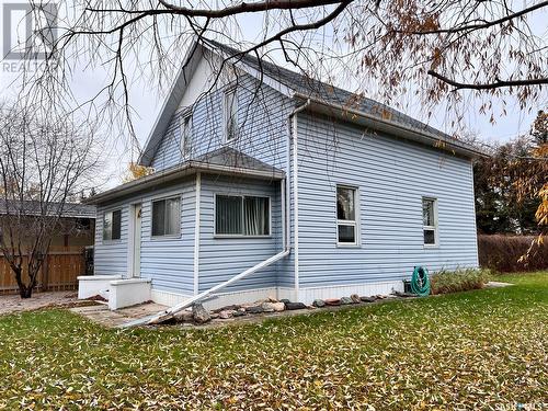 405 3Rd Street E, Wynyard, SK - Outdoor