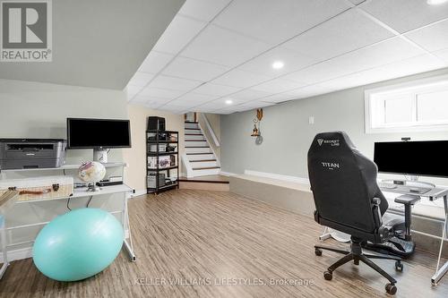 142 Hale Street, London, ON - Indoor Photo Showing Office