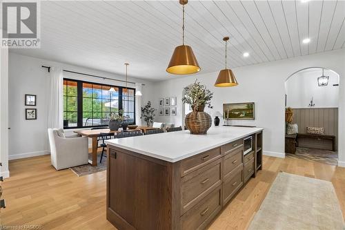 63 Regency Drive, Clifford, ON - Indoor Photo Showing Kitchen