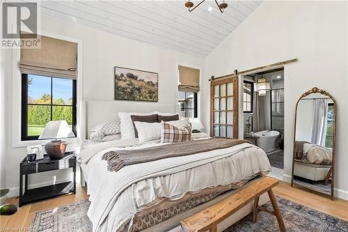 63 Regency Drive, Clifford, ON - Indoor Photo Showing Bedroom