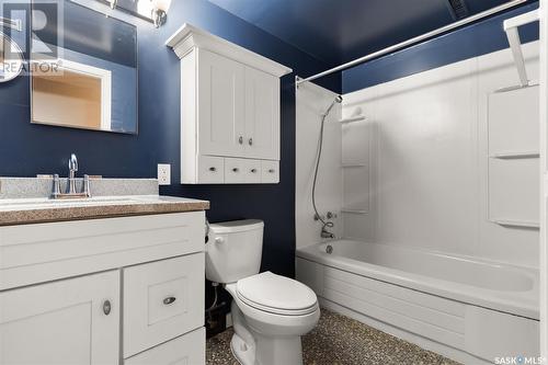 3620 Grassick Avenue, Regina, SK - Indoor Photo Showing Bathroom