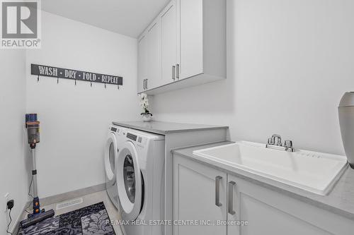 339 Stewart Street, Shelburne, ON - Indoor Photo Showing Laundry Room