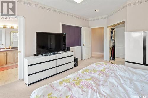 415 Braeside Bay, Saskatoon, SK - Indoor Photo Showing Bedroom