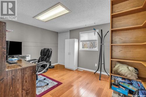 256 Woodland Avenue, Buena Vista, SK - Indoor Photo Showing Office