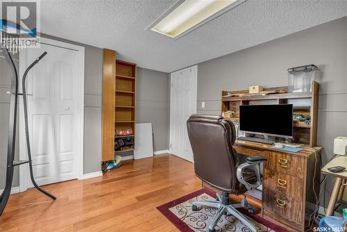 256 Woodland Avenue, Buena Vista, SK - Indoor Photo Showing Office