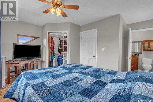 256 Woodland Avenue, Buena Vista, SK - Indoor Photo Showing Bedroom