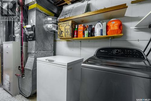 256 Woodland Avenue, Buena Vista, SK - Indoor Photo Showing Laundry Room