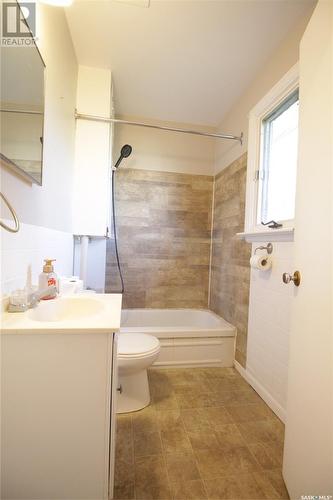 316 1St Avenue, Wapella, SK - Indoor Photo Showing Bathroom