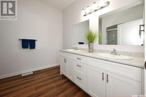 3 2330 Morsky Drive, Estevan, SK - Indoor Photo Showing Bathroom