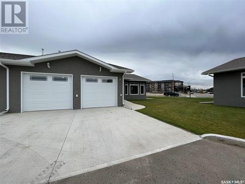 3 2330 Morsky Drive, Estevan, SK - Outdoor