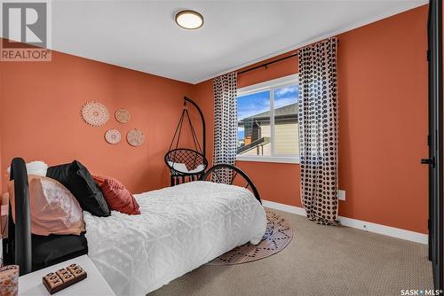 672 Pepper Bend, Saskatoon, SK - Indoor Photo Showing Bedroom