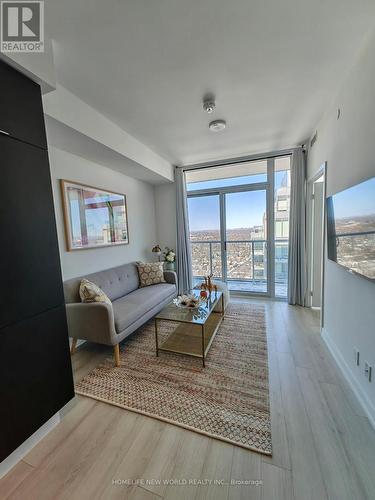 2301 - 33 Helendale Avenue, Toronto, ON - Indoor Photo Showing Living Room