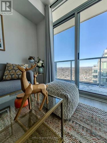 2301 - 33 Helendale Avenue, Toronto, ON - Indoor Photo Showing Bedroom