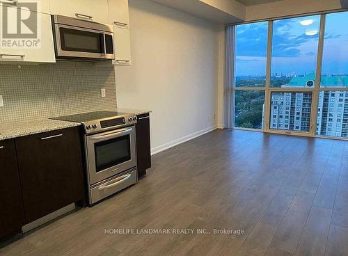 2508 - 5162 Yonge Street, Toronto, ON - Indoor Photo Showing Kitchen With Upgraded Kitchen