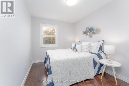 15 Sandy Haven Drive, Toronto, ON - Indoor Photo Showing Bedroom