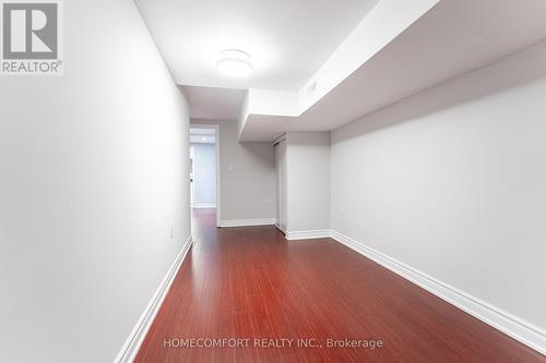 15 Sandy Haven Drive, Toronto, ON - Indoor Photo Showing Other Room