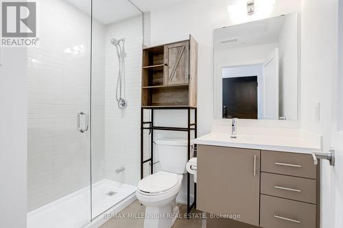 1004 - 3200 William Colton Avenue, Oakville, ON - Indoor Photo Showing Bathroom