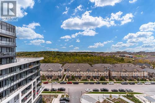 1004 - 3200 William Colton Avenue, Oakville, ON - Outdoor With View